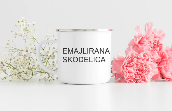 Keramična ali emajlirana skodelica “Z vso žlahto - GRINCH”