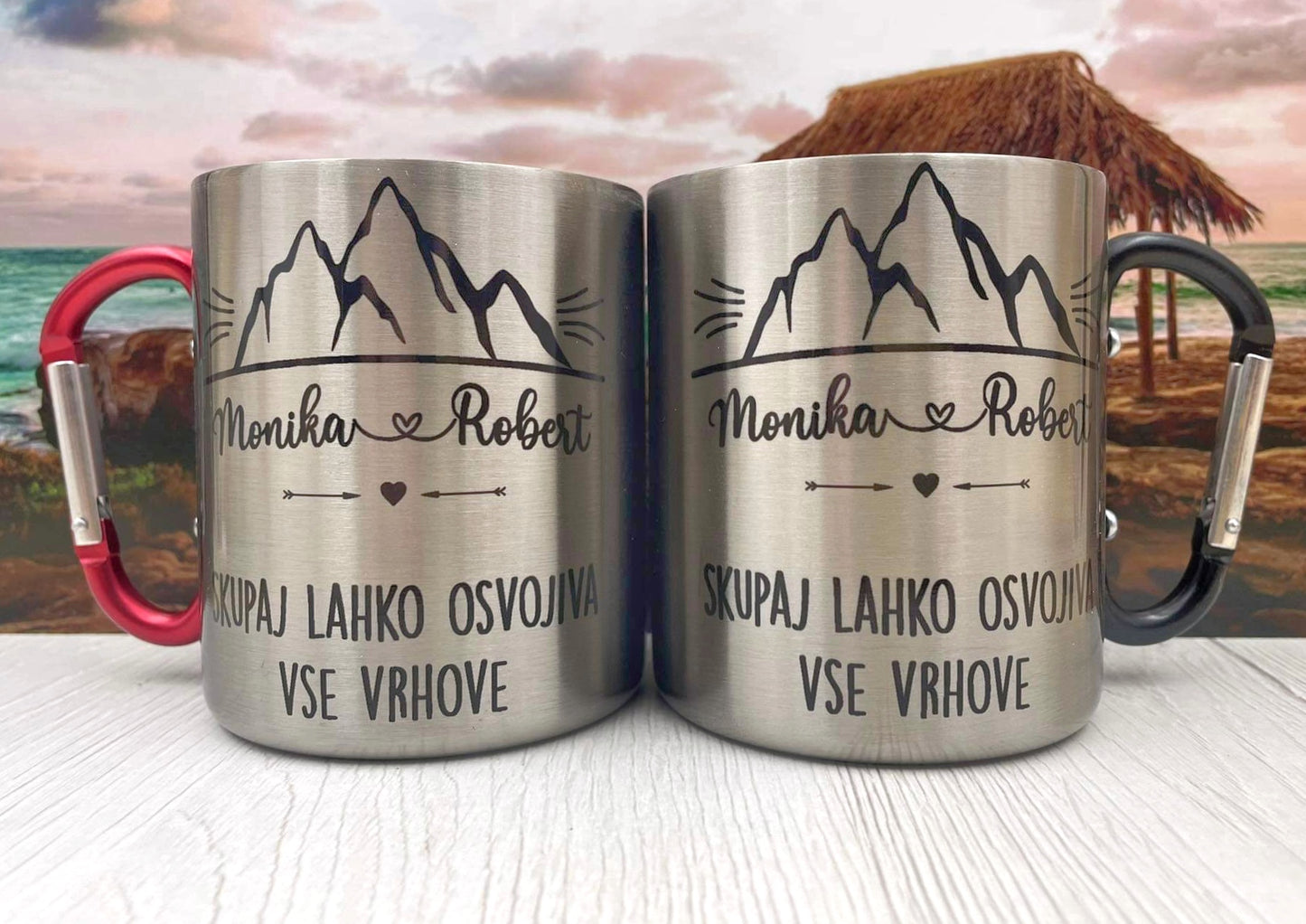 Komplet dveh lončkov s karabinom: "SKUPAJ LAHKO OSVOJIVA VSE VRHOVE"