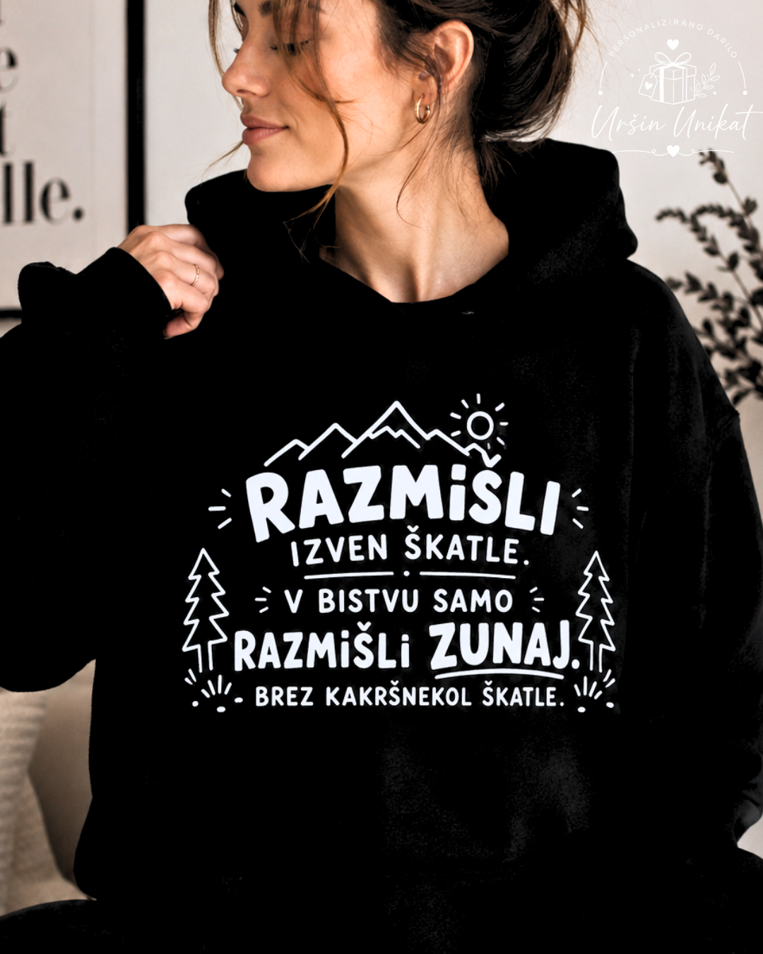 Majica ali hoodie - Razmišli ZUNAJ - darilo za pohodnike